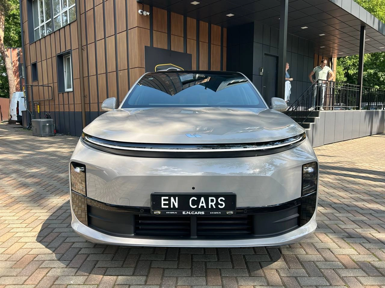 Для тест-драйва доступен новый Lixiang L6!