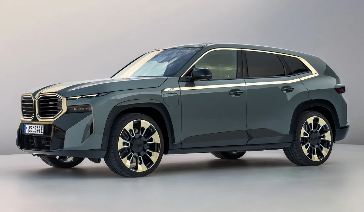 Самой провальной моделью BMW оказался кроссовер XM, на который делали большие ставки