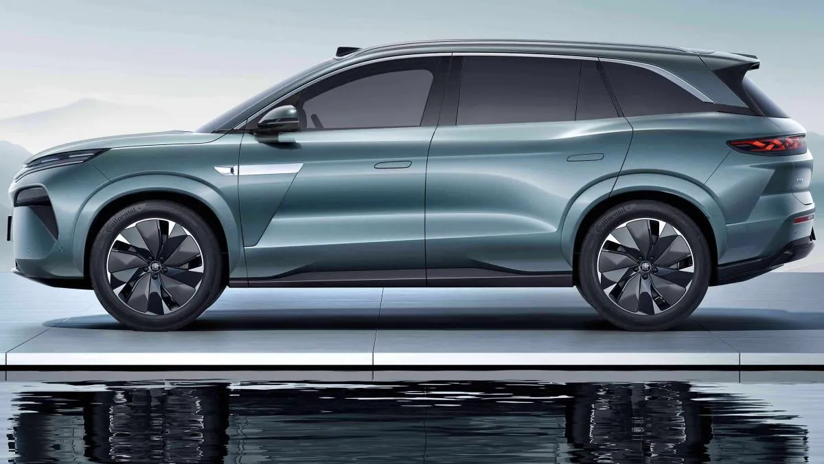 Долгожданный BYD Tang L: 1101 л.с. за 300 000 юаней