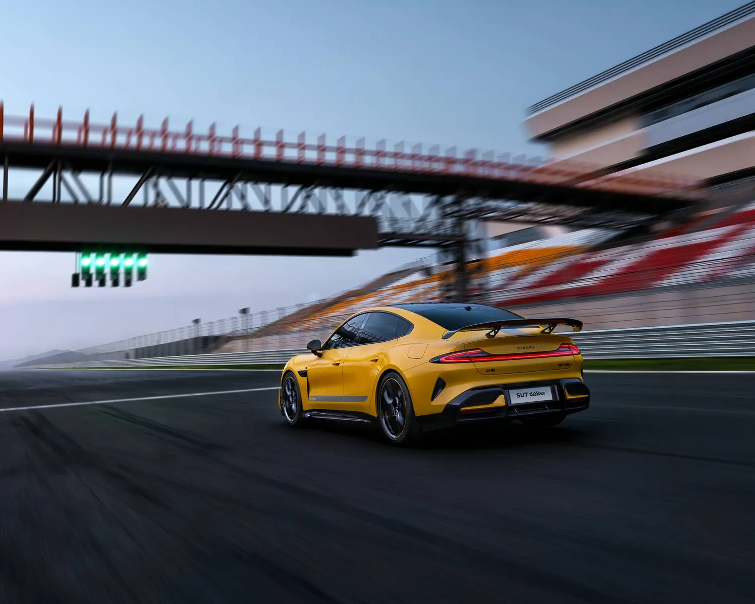 Владельцы Xiaomi SU7 Ultra возмутились, что компания ограничивает мощность электрокара