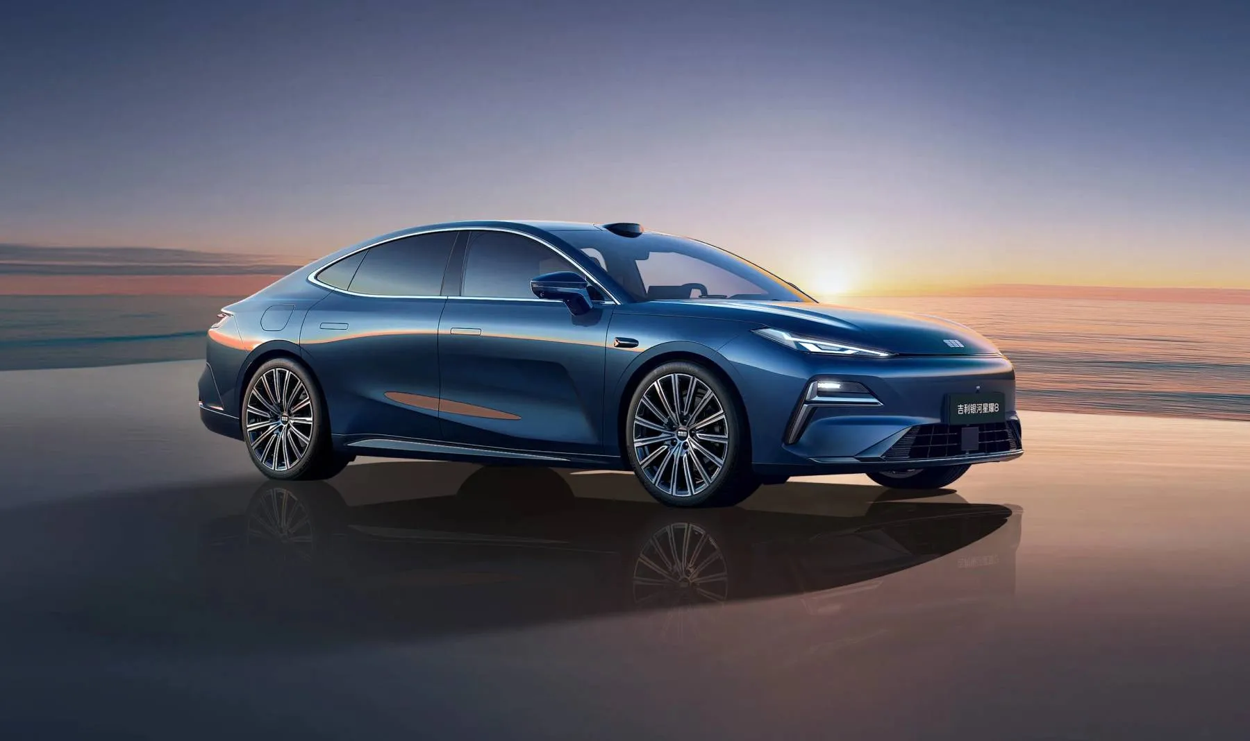 «Ужасная машина»: вице-президент Chery жёстко раскритиковал Geely Galaxy Starshine 8