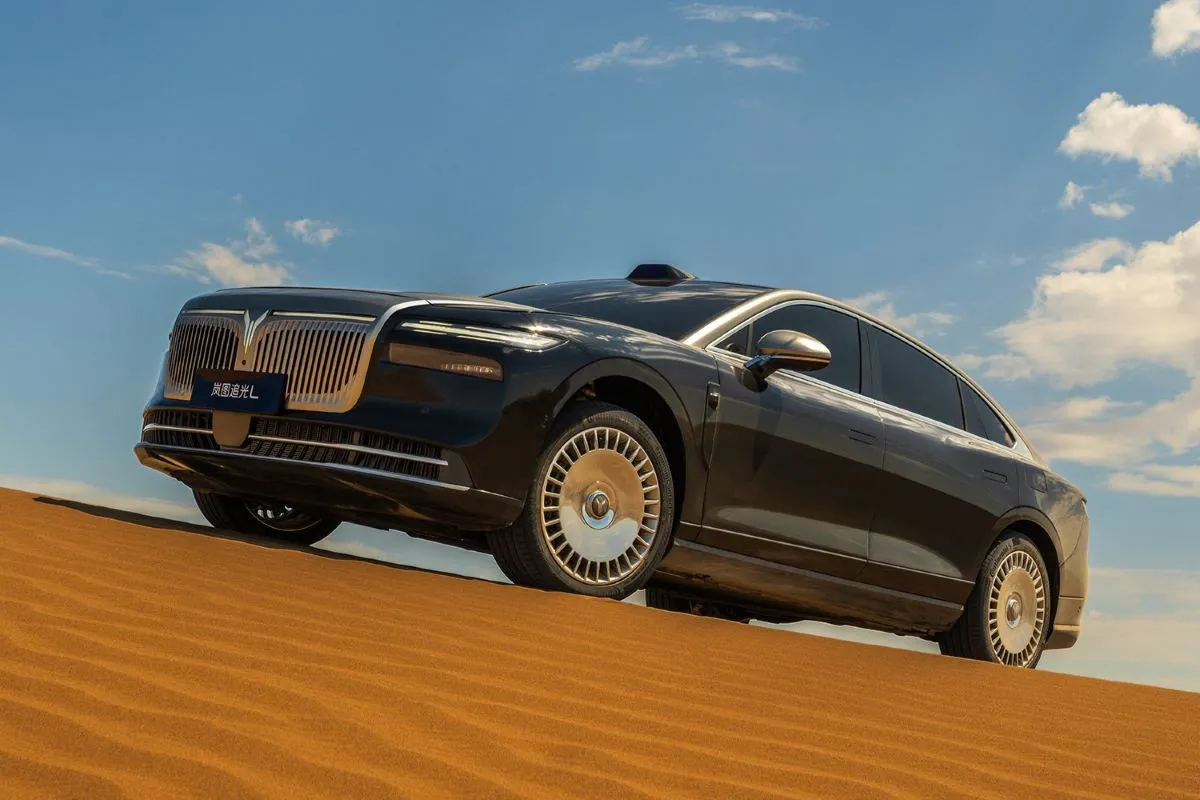 У седана Voyah Passion появится версия Passion L, которая больше и мощнее