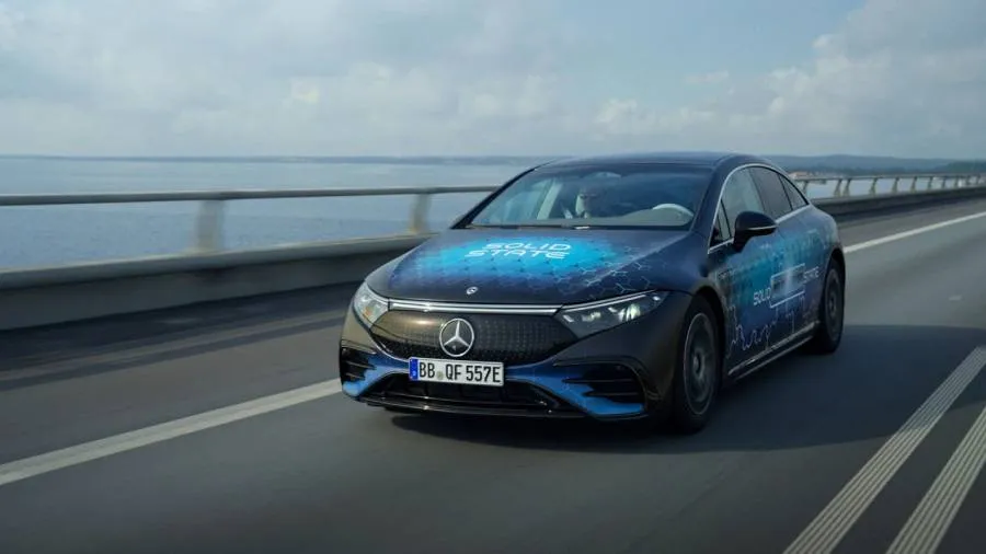 «Электрический рекордсмен»: тестовый Mercedes EQS проехал три страны на одной зарядке