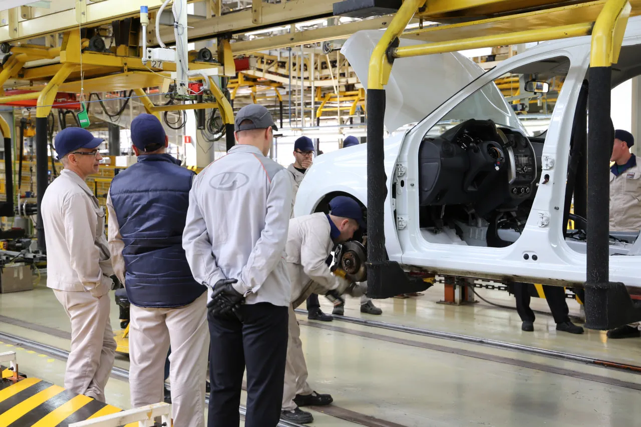 Министр объяснил, почему власти решили повысить утильсбор