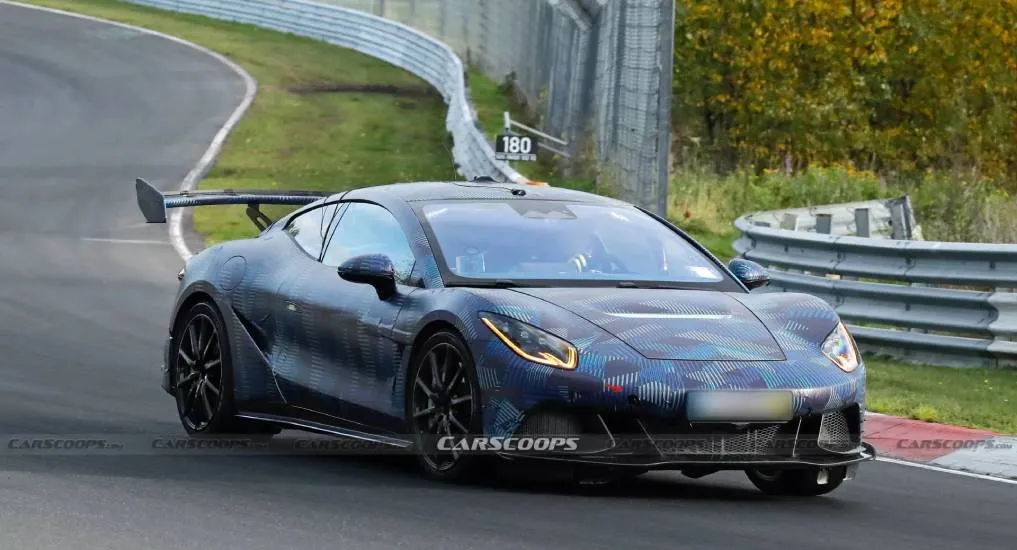 BYD решил превзойти Porsche и BMW: спорткар Denza Z заметили на Нюрбургринге