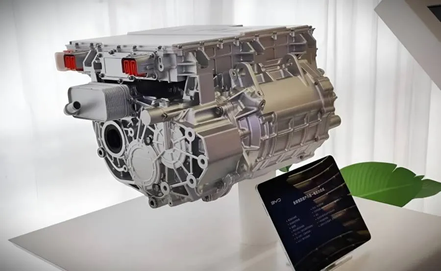 Шесть электрокаров BYD среднего класса получат один мощный мотор на 240 кВт