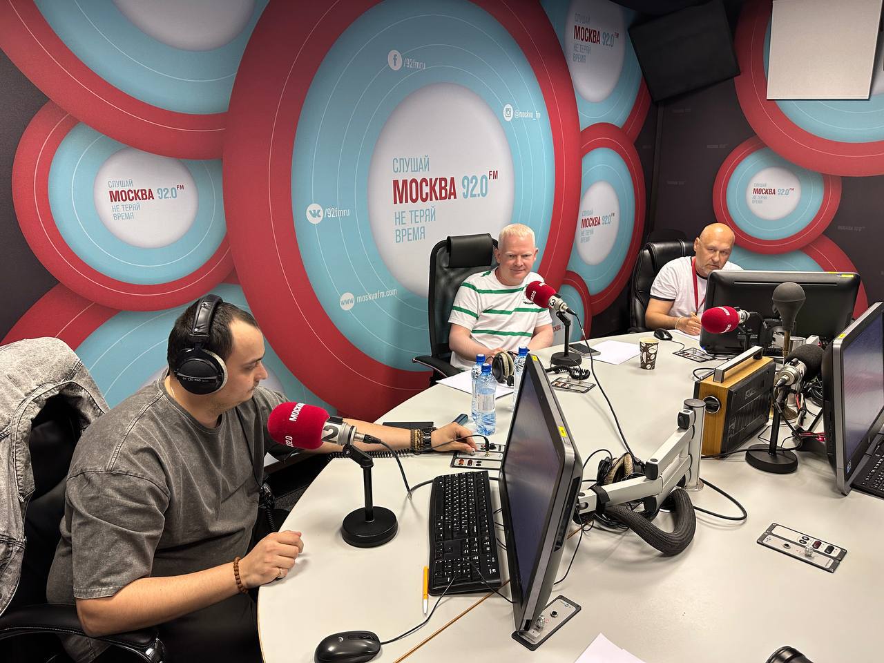 Прямой эфир каждый четверг 21:00 - 23:00 на Москва FM 92.0