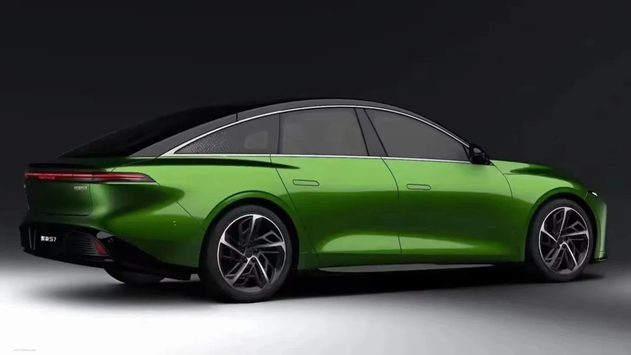 Китайский Forthing S7 вдруг побил рекорд обтекаемости