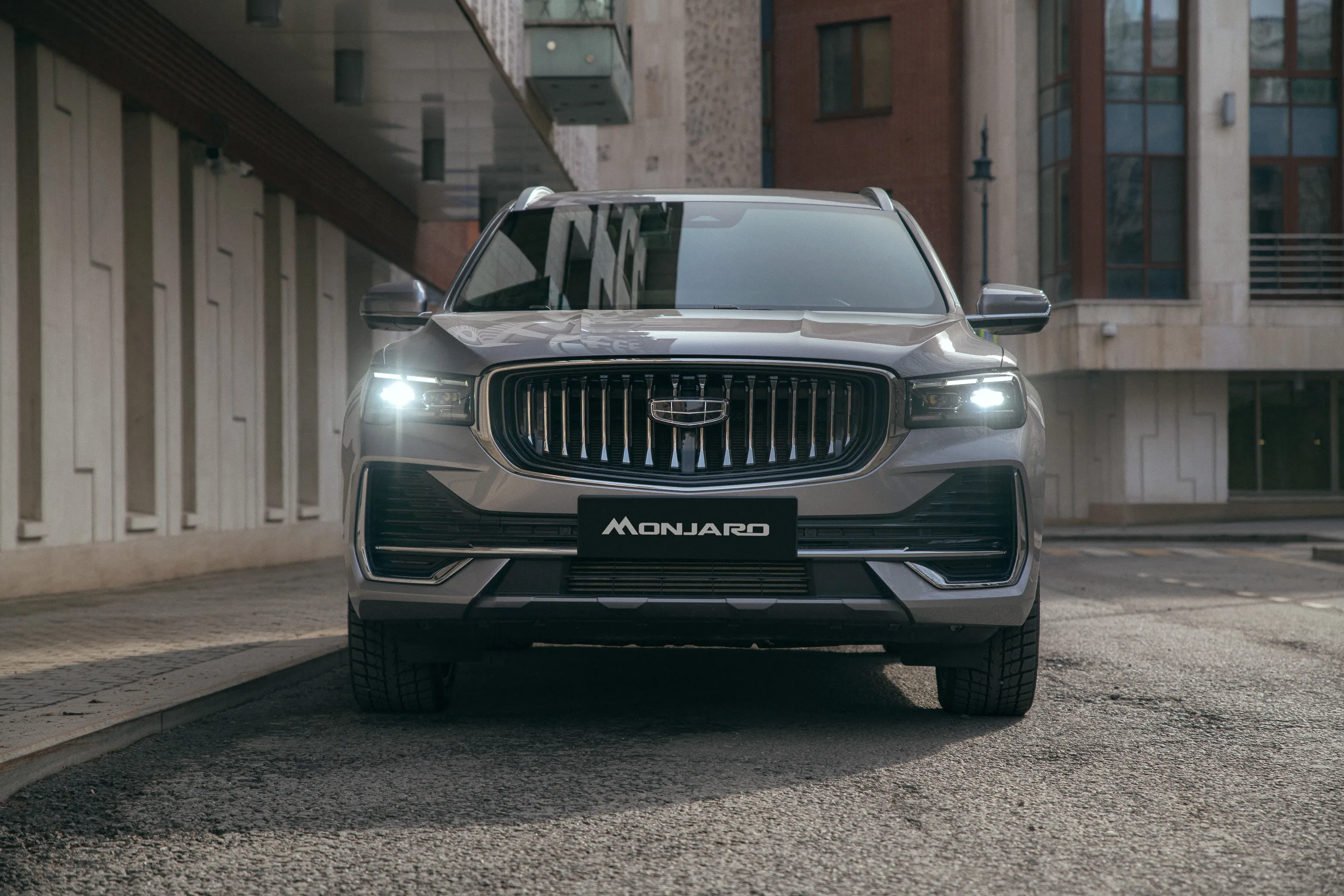 E.N. SERVICE обновит прошивку Geely Monjaro: теперь и в Красноярске