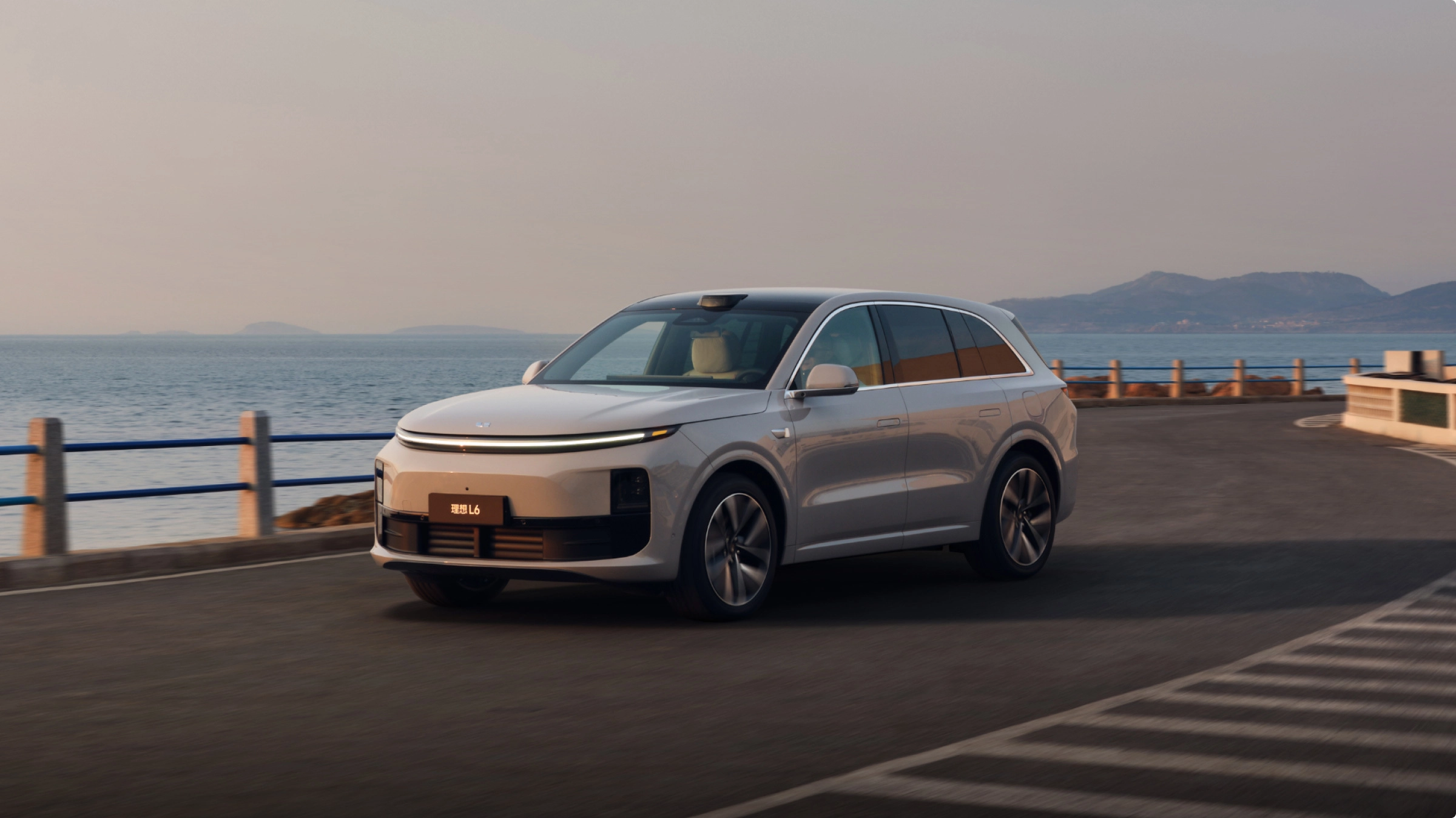 Новое поступление LIXIANG L6