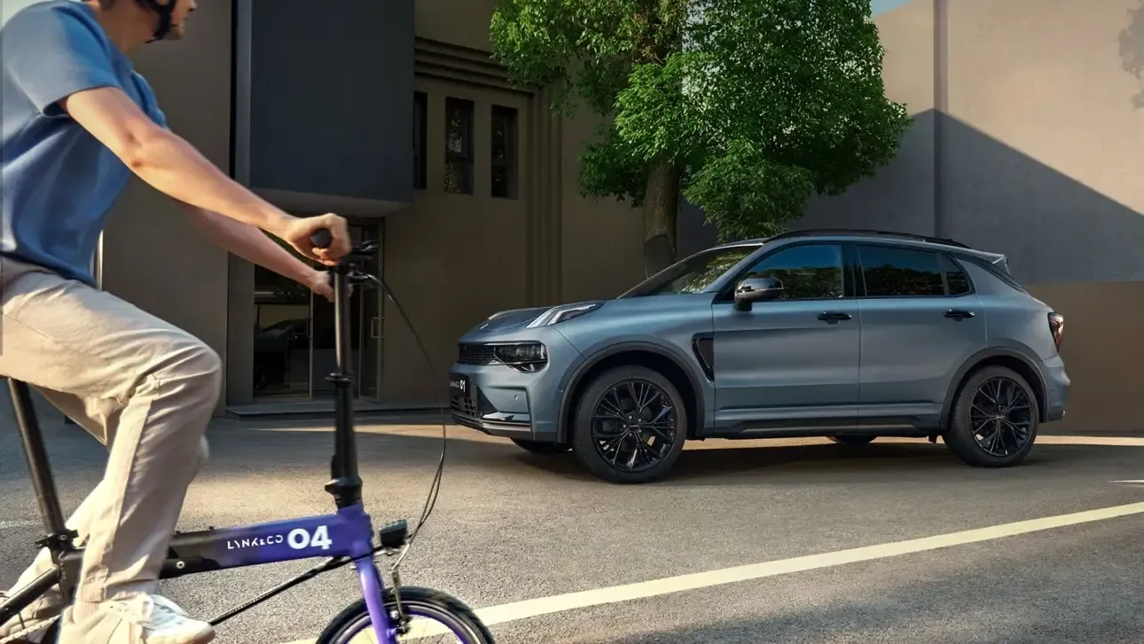 Кроссовер Lynk&amp;Co 01 подешевел после обновления