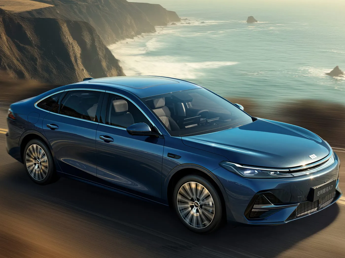 Стартовали продажи 5-метрового 350-сильного Geely Galaxy A7. Цена — на уровне Lada Granta