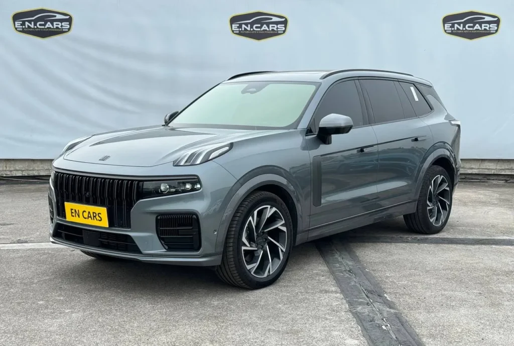 Lynk & Co 09