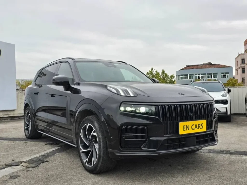 Lynk & Co 09