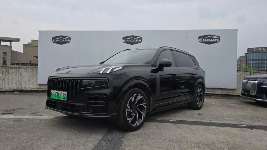 Lynk & Co 09